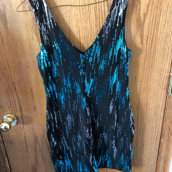 Sequence blue and black formal dress - Picture 2 of 3